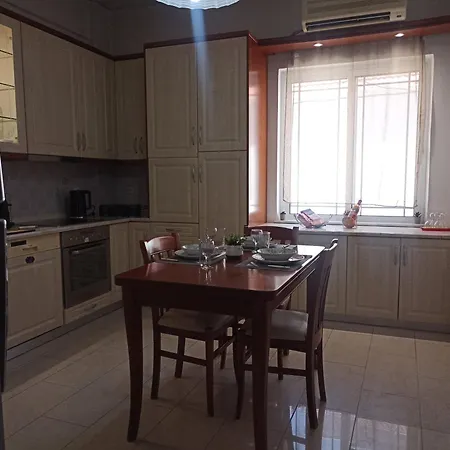 Apartament Anastasia's Cozy Retreat
