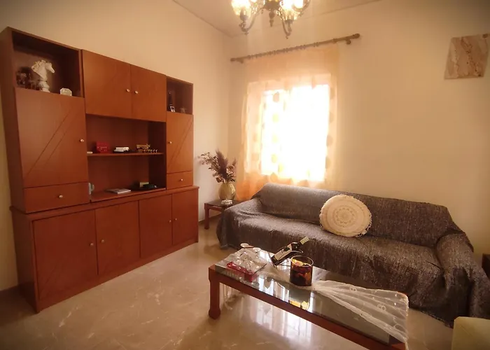 شقة Anastasia's Cozy Retreat إياليسوس