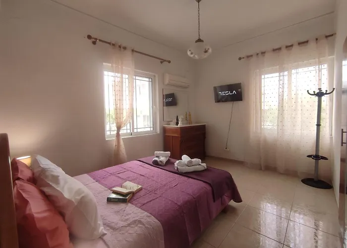 Anastasia's Cozy Retreat إياليسوس